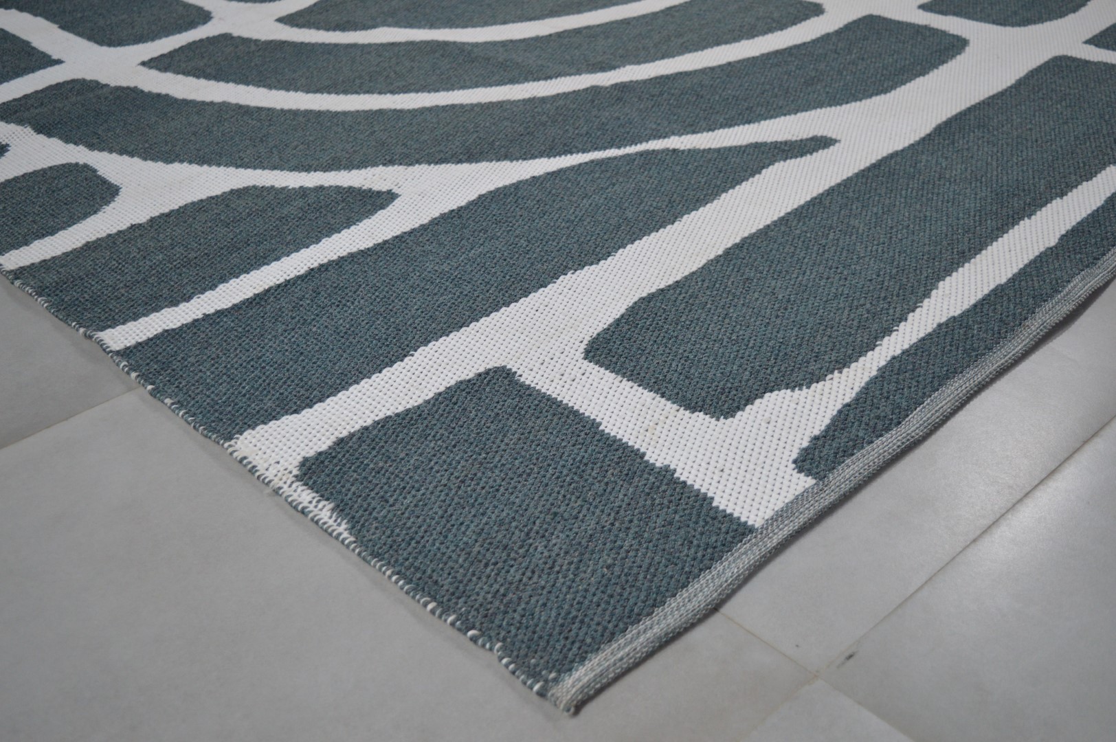 Online Handmade Outdoor Rug