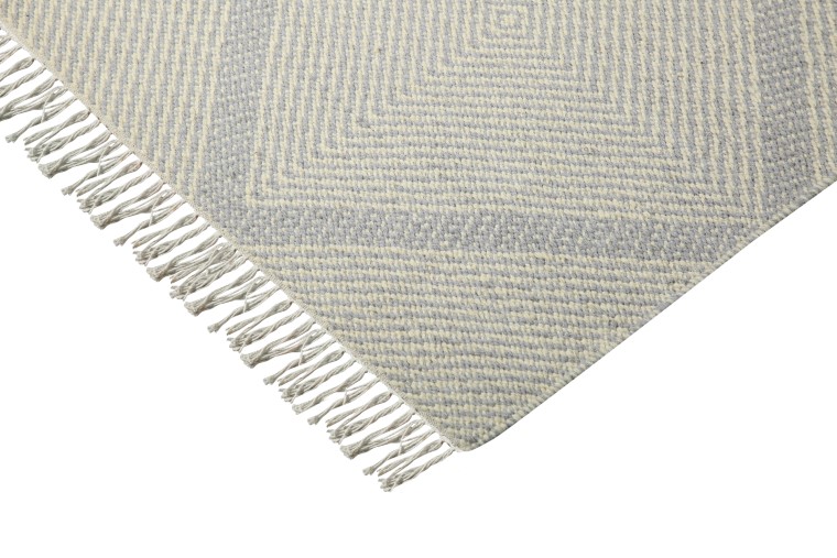 handwoven wool rugs at best price